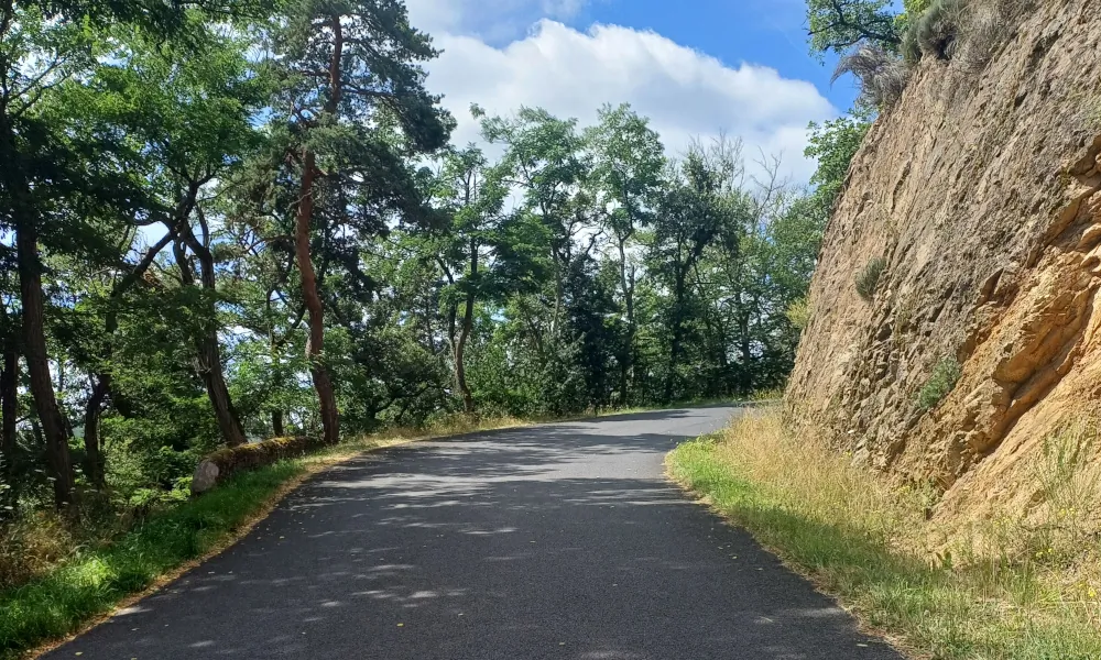 Montée du plateau d'Ally depuis lavoute-chilhac