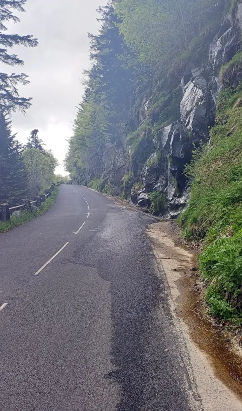 La route du Puy Mary depuis le Falgoux